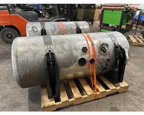 PETERBILT 389 Fuel Tank