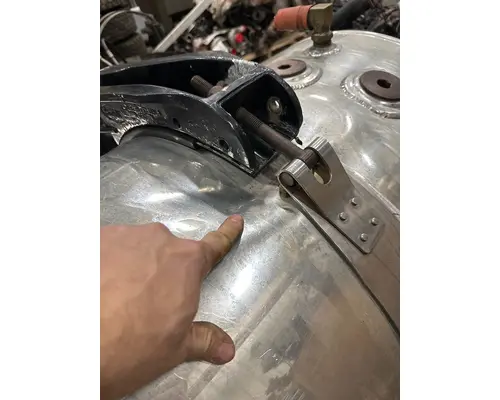 PETERBILT 389 Fuel Tank