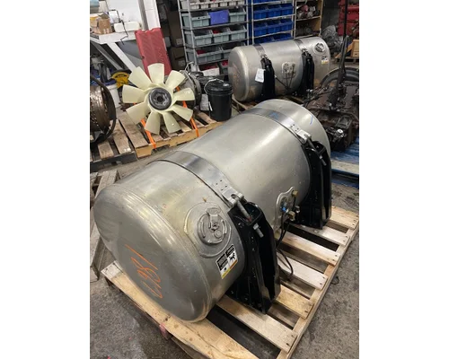 PETERBILT 389 Fuel Tank
