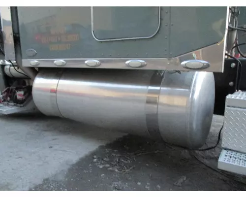 PETERBILT 389 Fuel Tank