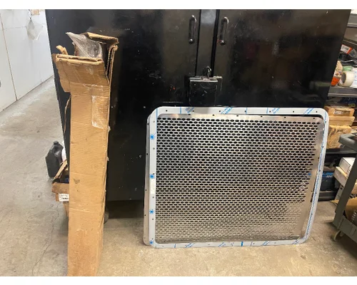 PETERBILT 389 Grille