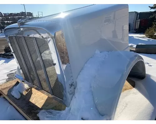 PETERBILT 389 HOOD