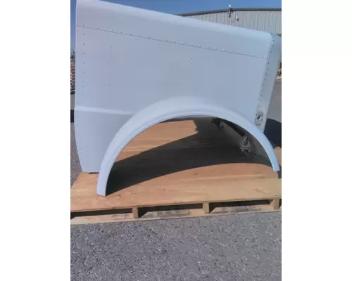 PETERBILT 389 HOOD