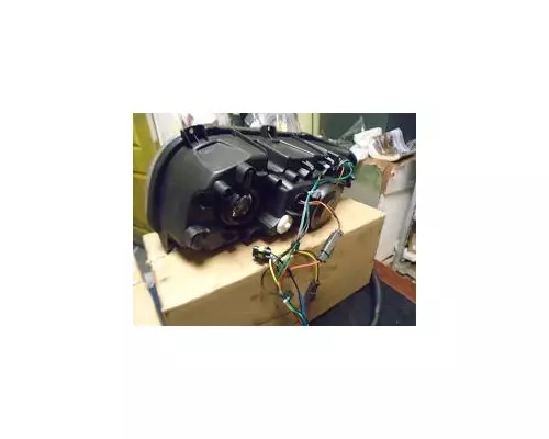 PETERBILT 389 Headlamp Assembly