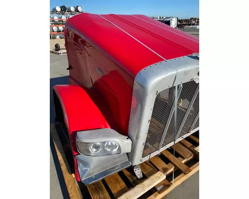 PETERBILT 389 Hood