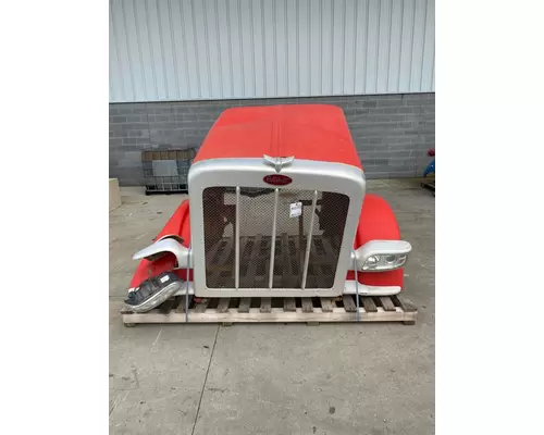 PETERBILT 389 Hood