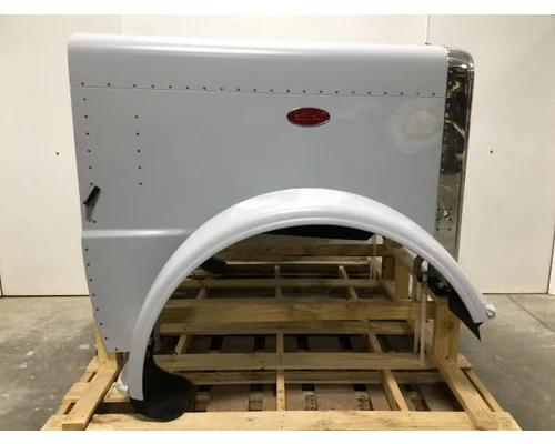PETERBILT 389 Hood