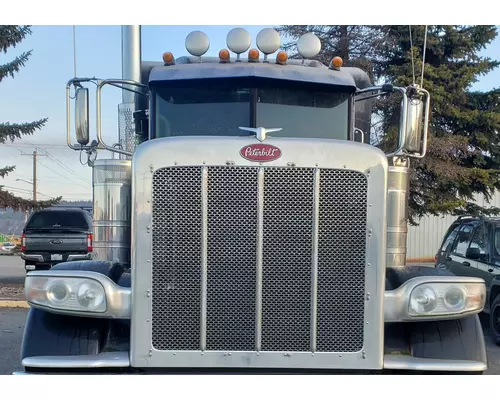 PETERBILT 389 Hood