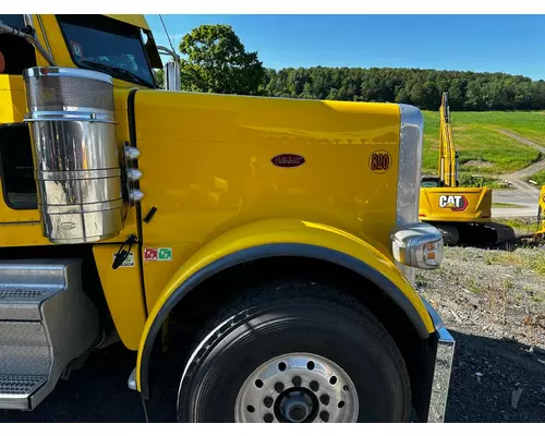PETERBILT 389 Hood