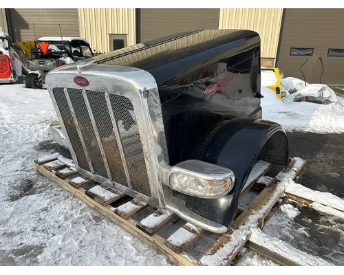 PETERBILT 389 Hood