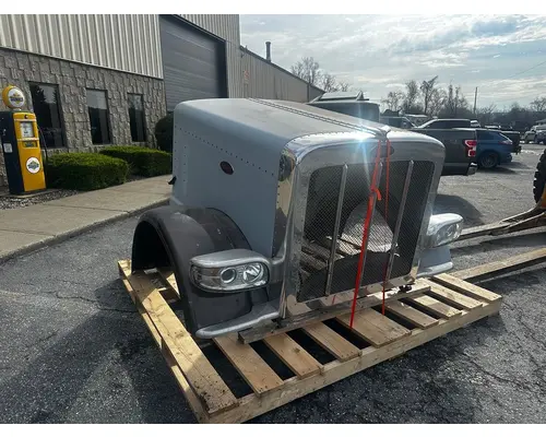 PETERBILT 389 Hood
