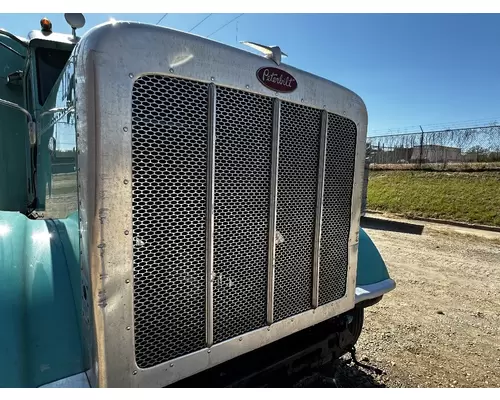 PETERBILT 389 Hood