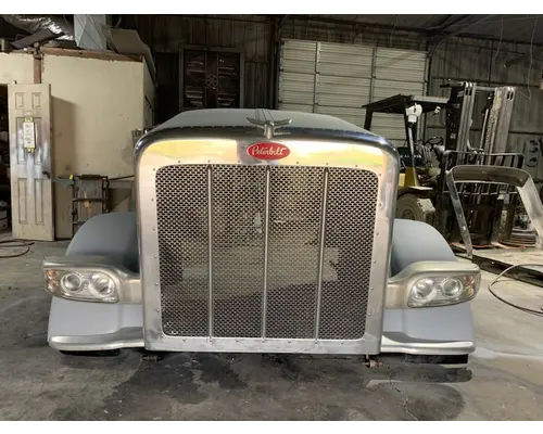 PETERBILT 389 Hood