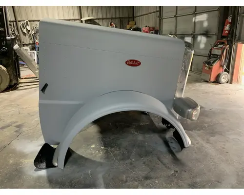 PETERBILT 389 Hood
