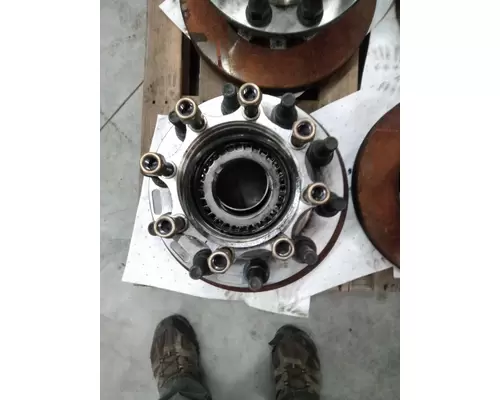 PETERBILT 389 Hub