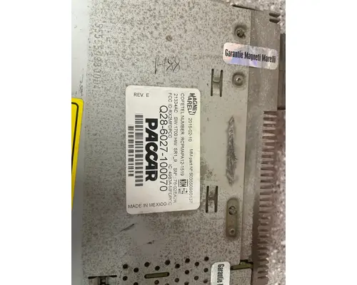 PETERBILT 389 Instrument Cluster