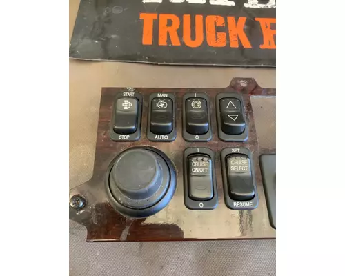 PETERBILT 389 Instrument Cluster