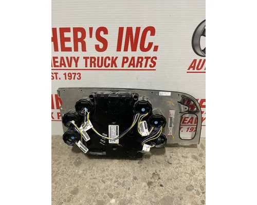 PETERBILT 389 Instrument Cluster