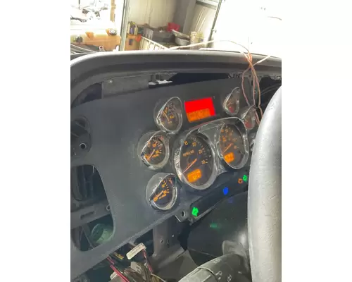 PETERBILT 389 Instrument Cluster