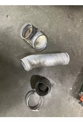 PETERBILT 389 Intake Manifold