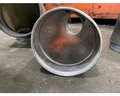 PETERBILT 389 Intake Manifold