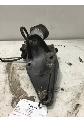 PETERBILT 389 Mounts, Cab
