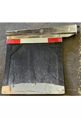 PETERBILT 389 Mud Flap Hanger