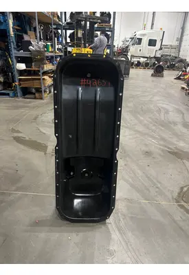 PETERBILT 389 Oil Pan