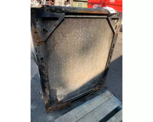 PETERBILT 389 Radiator