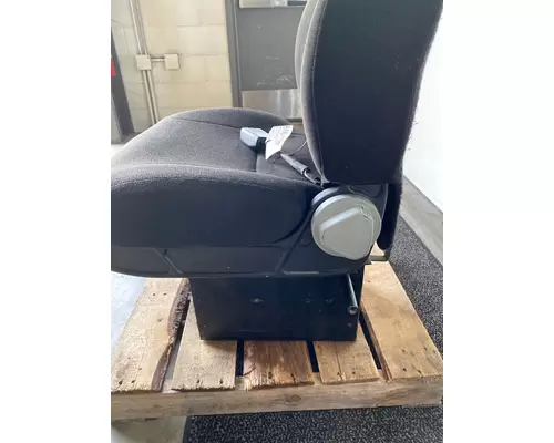 PETERBILT 389 Seat, Front