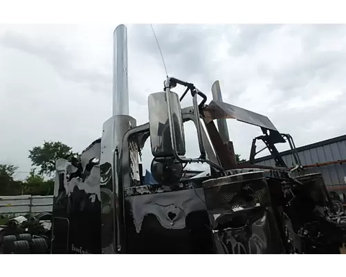 PETERBILT 389 Side View Mirror