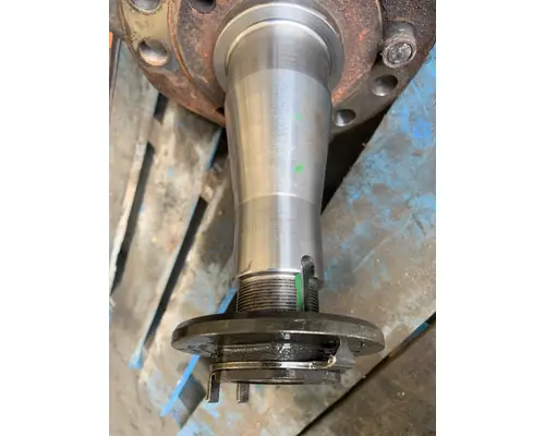 PETERBILT 389 Spindle  Knuckle, Front