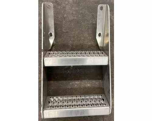 PETERBILT 389 Step