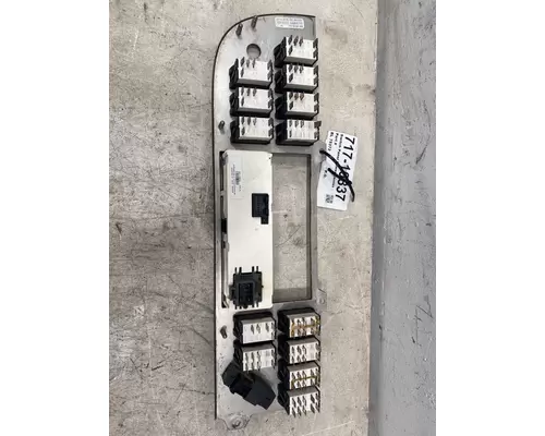 PETERBILT 389 Switch Panel