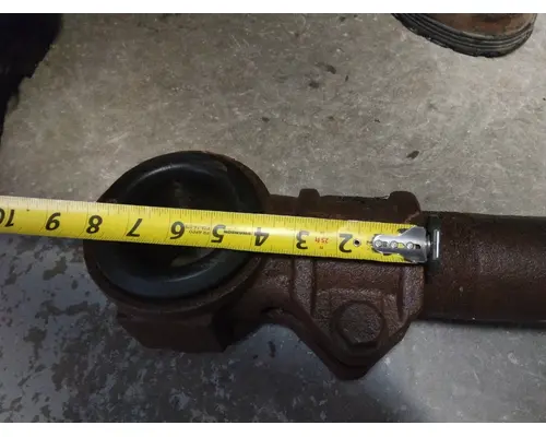 PETERBILT 389 TORQUE ARM