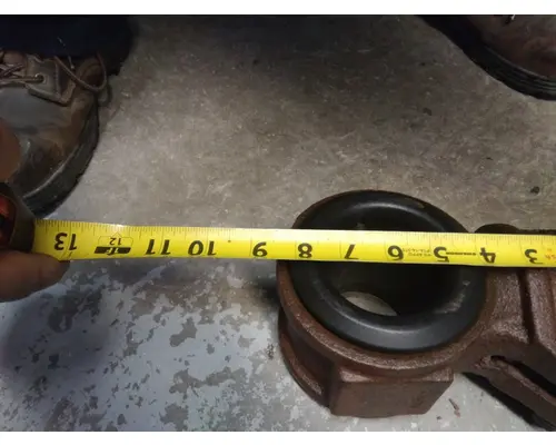 PETERBILT 389 TORQUE ARM