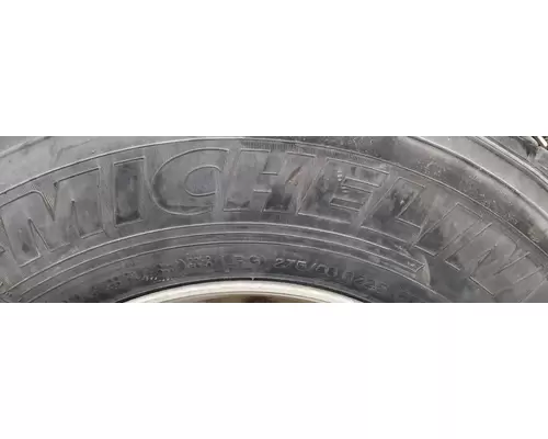 PETERBILT 389 Tire and Rim