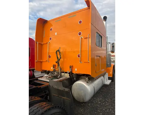 PETERBILT 389 VEHICLE FOR SALE