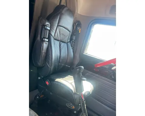 PETERBILT 389 VEHICLE FOR SALE