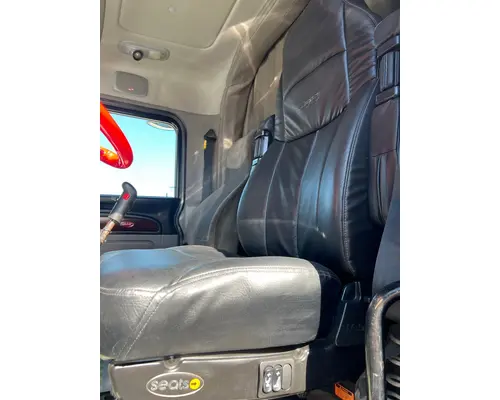 PETERBILT 389 VEHICLE FOR SALE