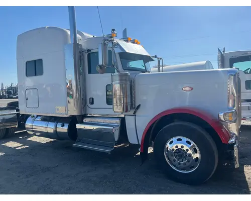 PETERBILT 389 VEHICLE FOR SALE