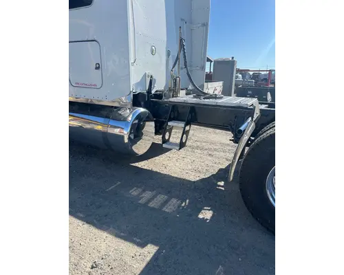 PETERBILT 389 VEHICLE FOR SALE