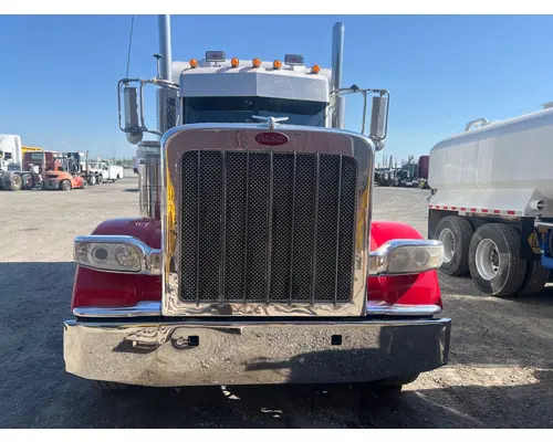 PETERBILT 389 VEHICLE FOR SALE