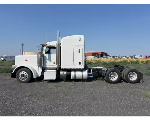 PETERBILT 389 Vehicle For Sale