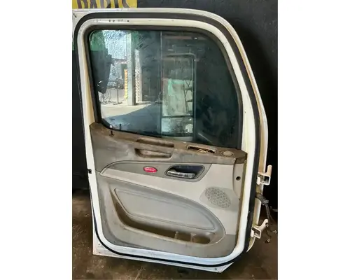 PETERBILT 397 Door Assembly, Front