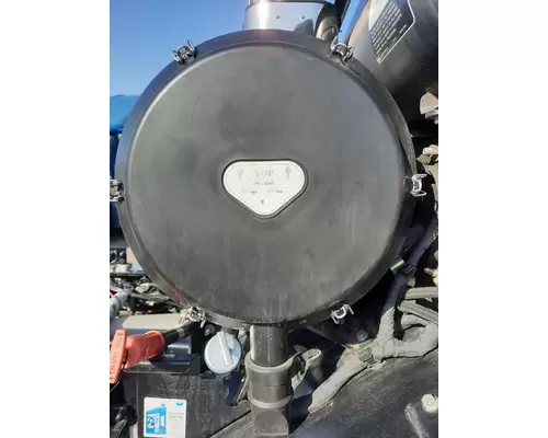 PETERBILT 520 AIR CLEANER