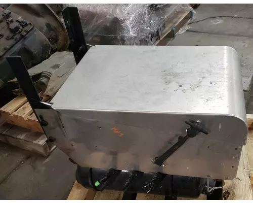 PETERBILT 520 Battery Box