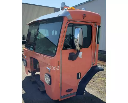 PETERBILT 520 Cab