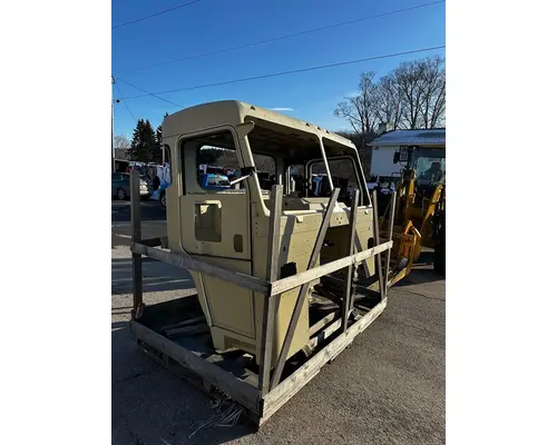 PETERBILT 520 Cab