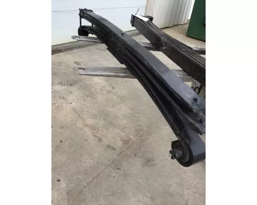 PETERBILT 520 LEAF SPRING, FRONT